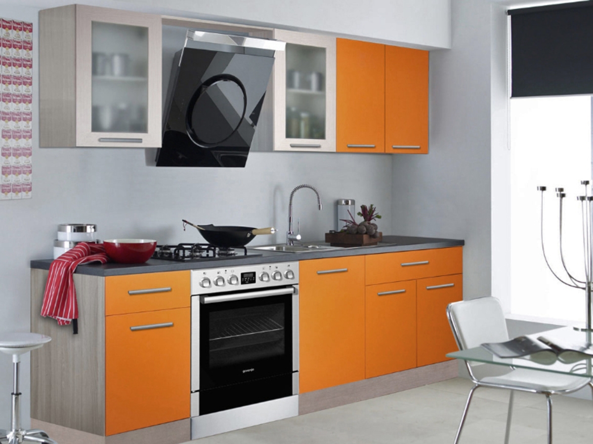 Прямая кухня Дина длиной 2 метра Оранжевая – на заказ 40 000 рублей